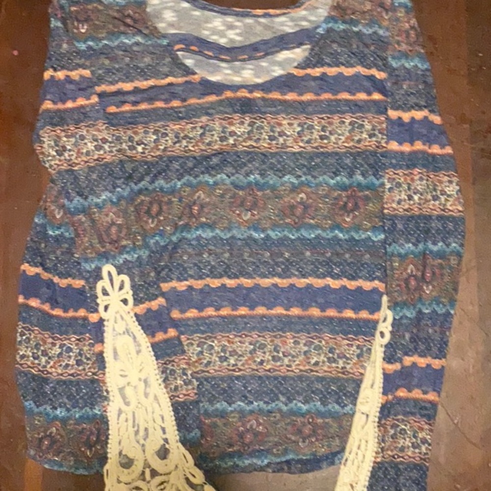 Long sleeve hippie style shirt